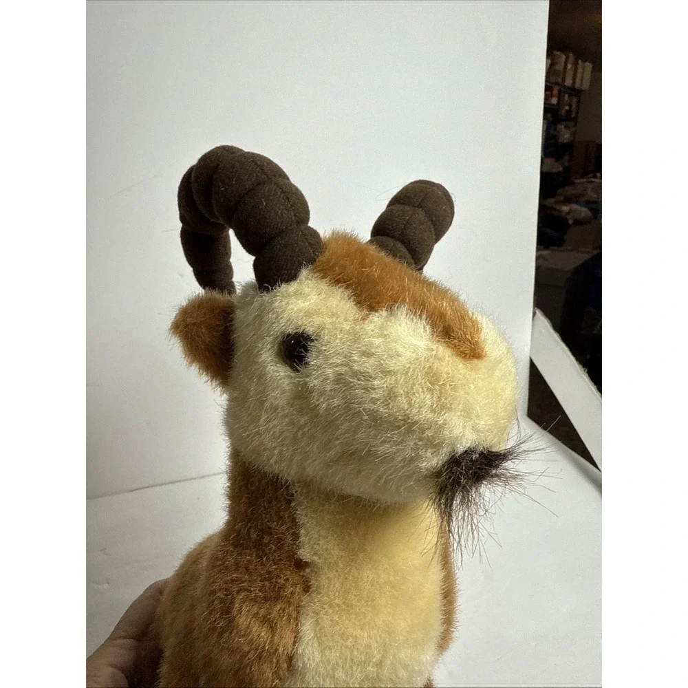 Big Horn Sheep Plush‎ 11x10 In